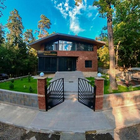 Hotel Evergreen Borjomi Εξωτερικό φωτογραφία