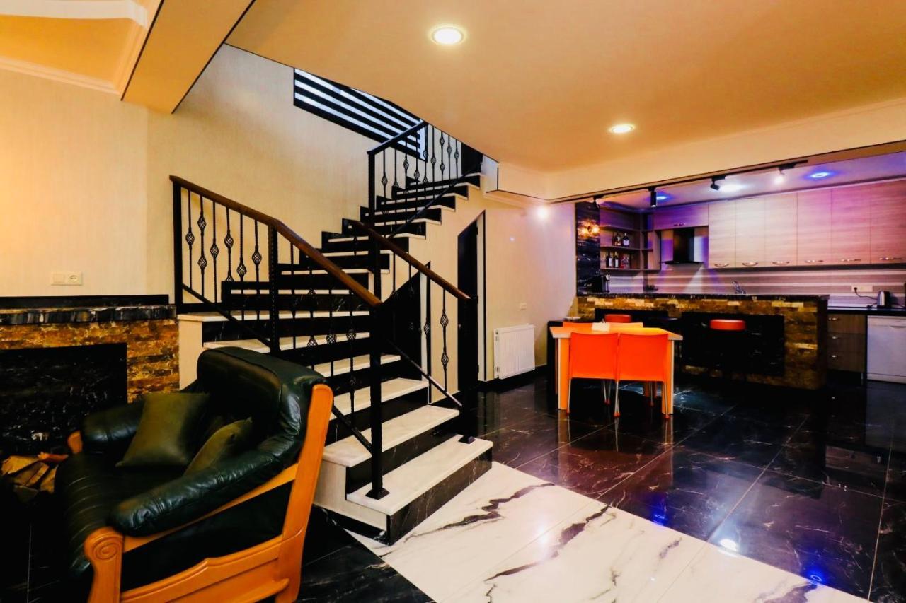 Hotel Evergreen Borjomi Εξωτερικό φωτογραφία