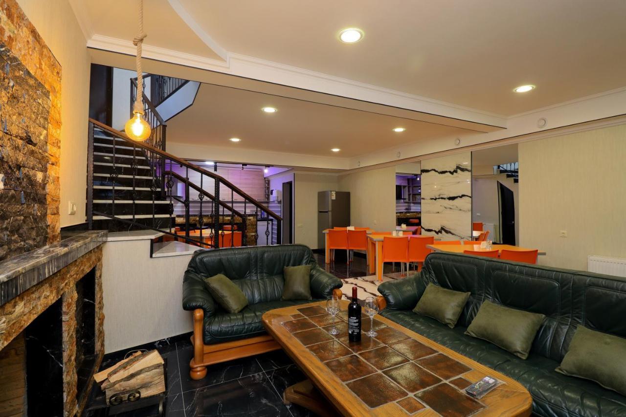 Hotel Evergreen Borjomi Εξωτερικό φωτογραφία