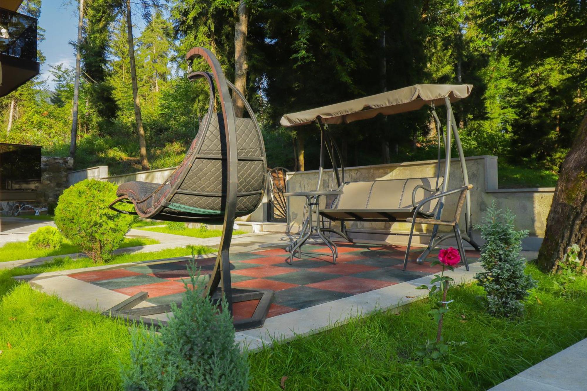 Hotel Evergreen Borjomi Εξωτερικό φωτογραφία