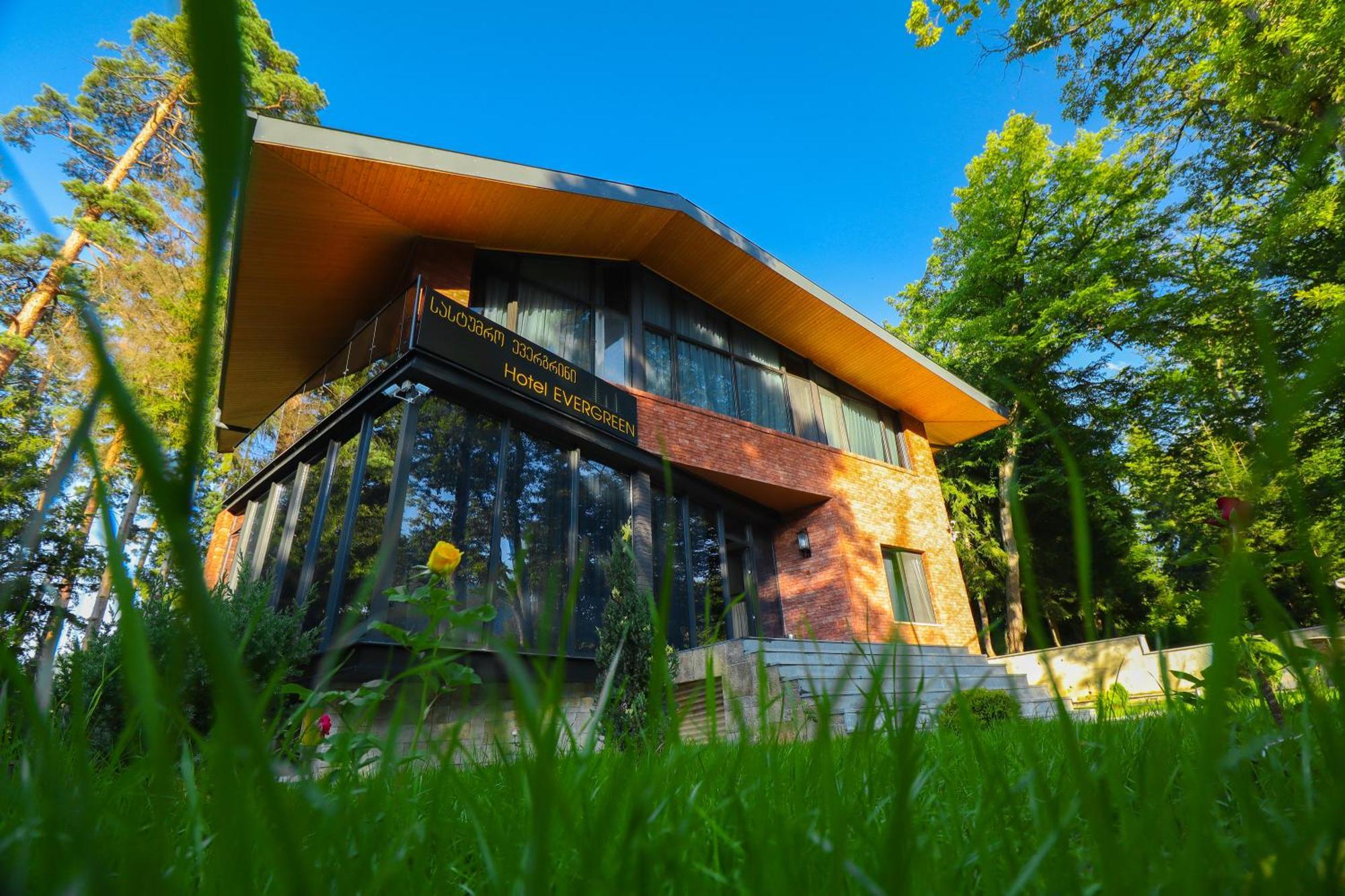 Hotel Evergreen Borjomi Εξωτερικό φωτογραφία